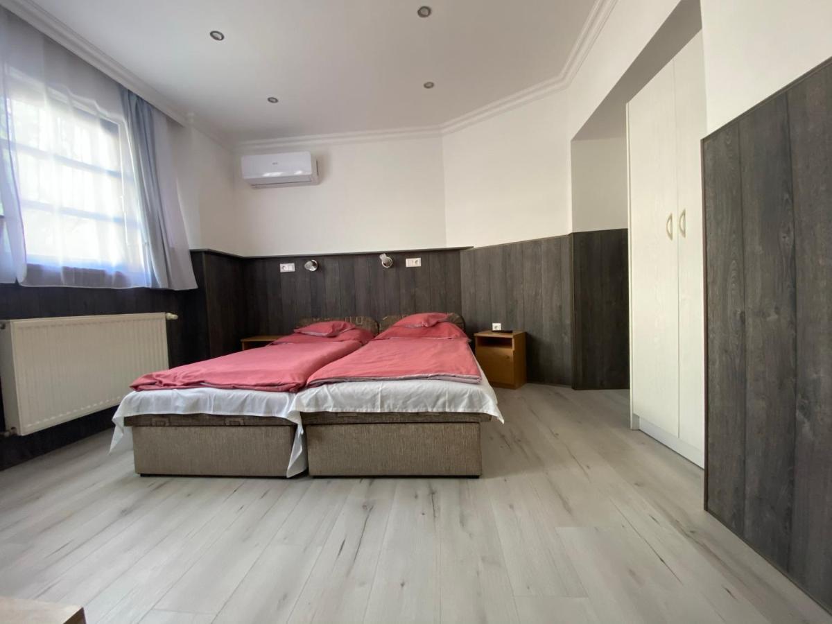 Holiday Apartmanhaz بالاتونفوريد المظهر الخارجي الصورة