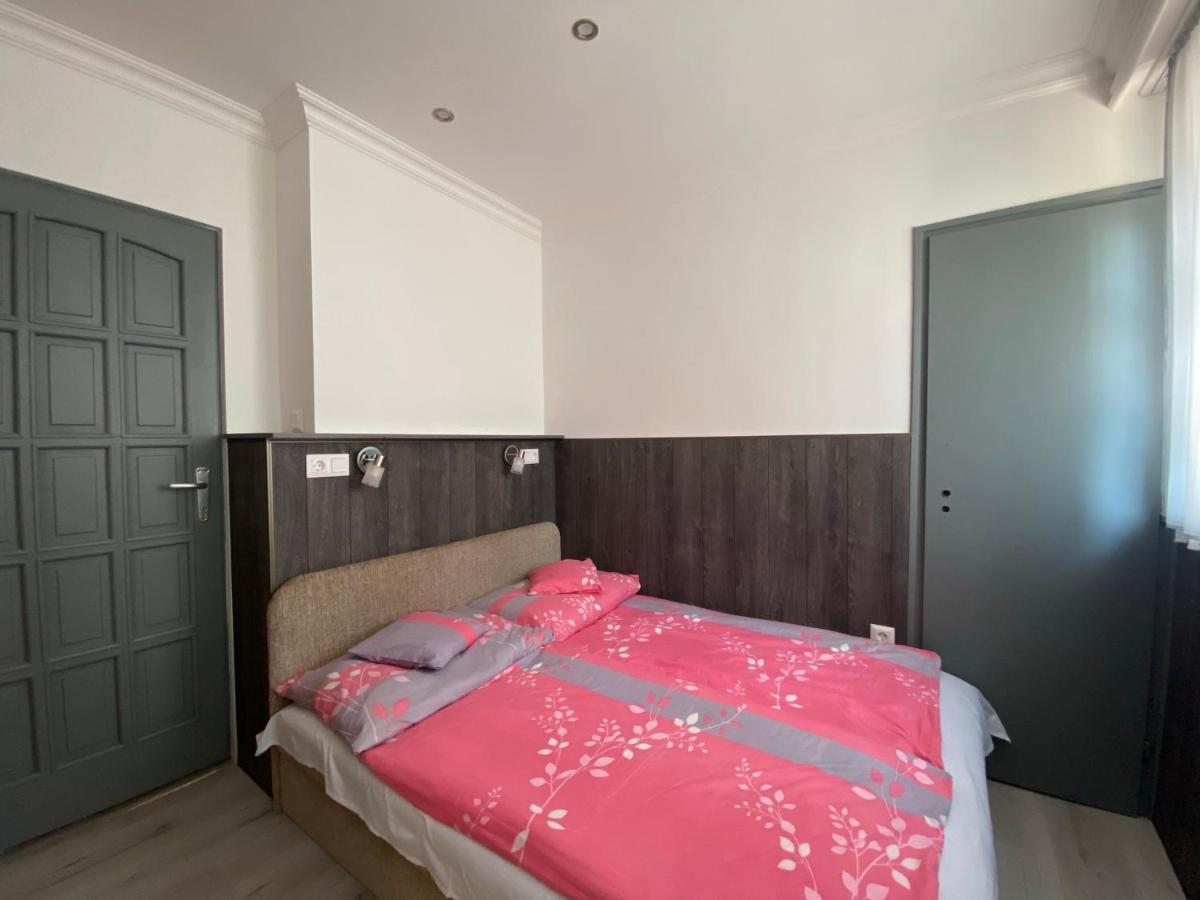Holiday Apartmanhaz بالاتونفوريد المظهر الخارجي الصورة