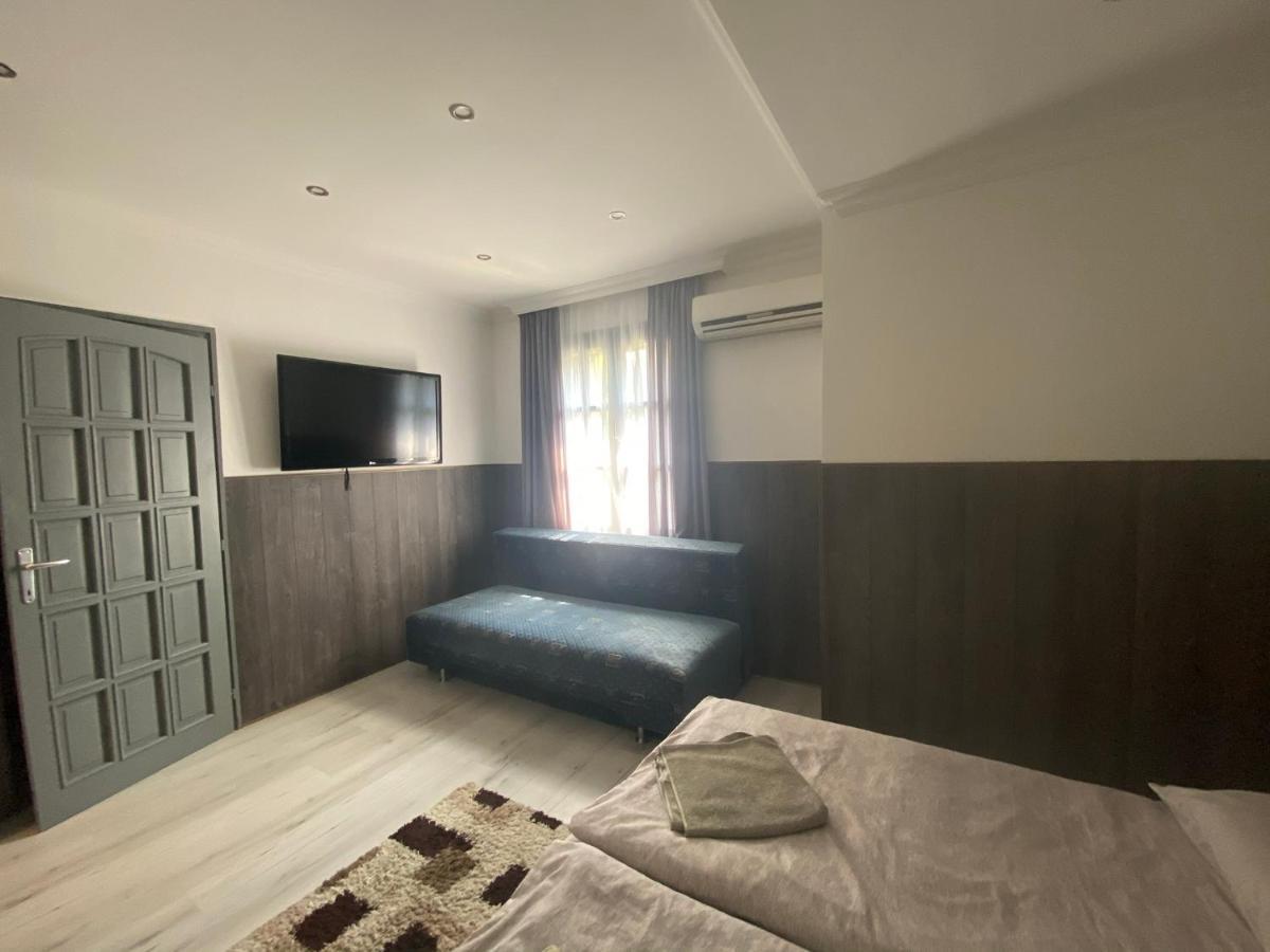 Holiday Apartmanhaz بالاتونفوريد المظهر الخارجي الصورة